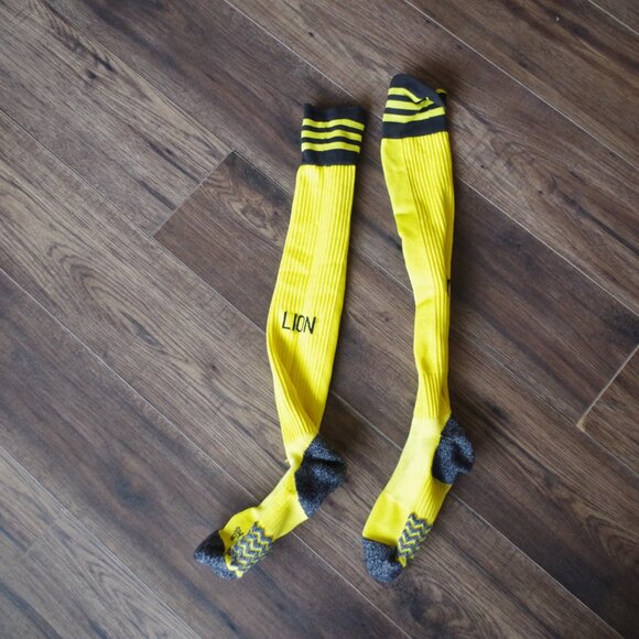 Long Yellow Adidas Unisex Socks Adult - Picture 2 of 3